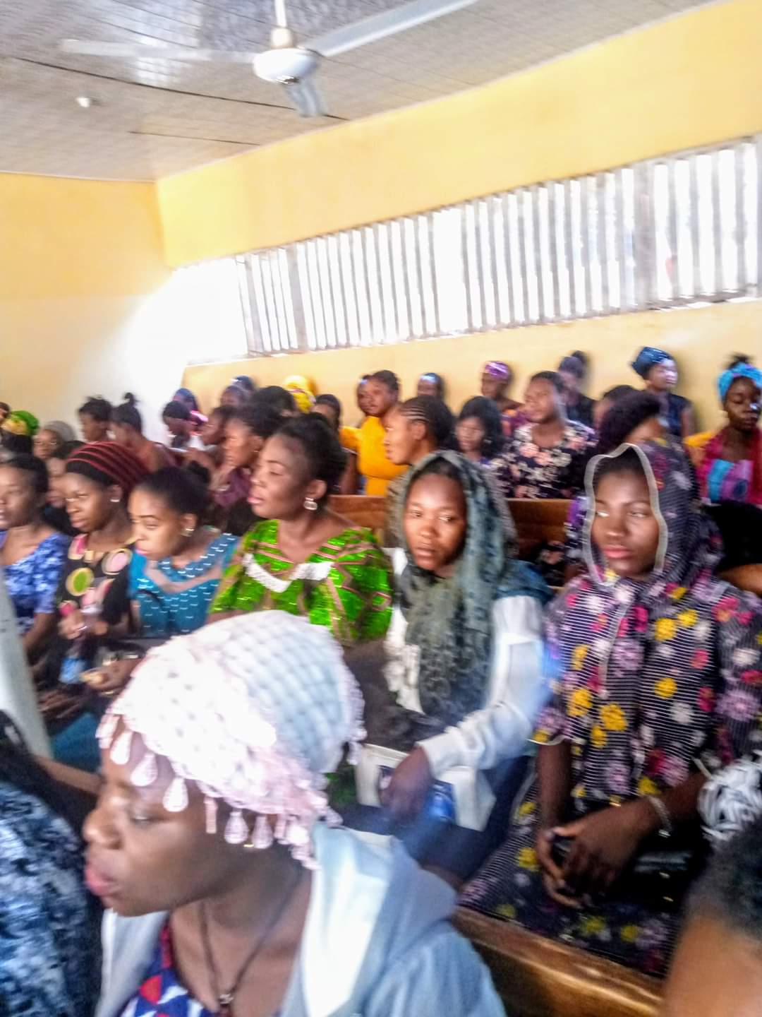 100 pregnant women listening, during the sensitization program.
