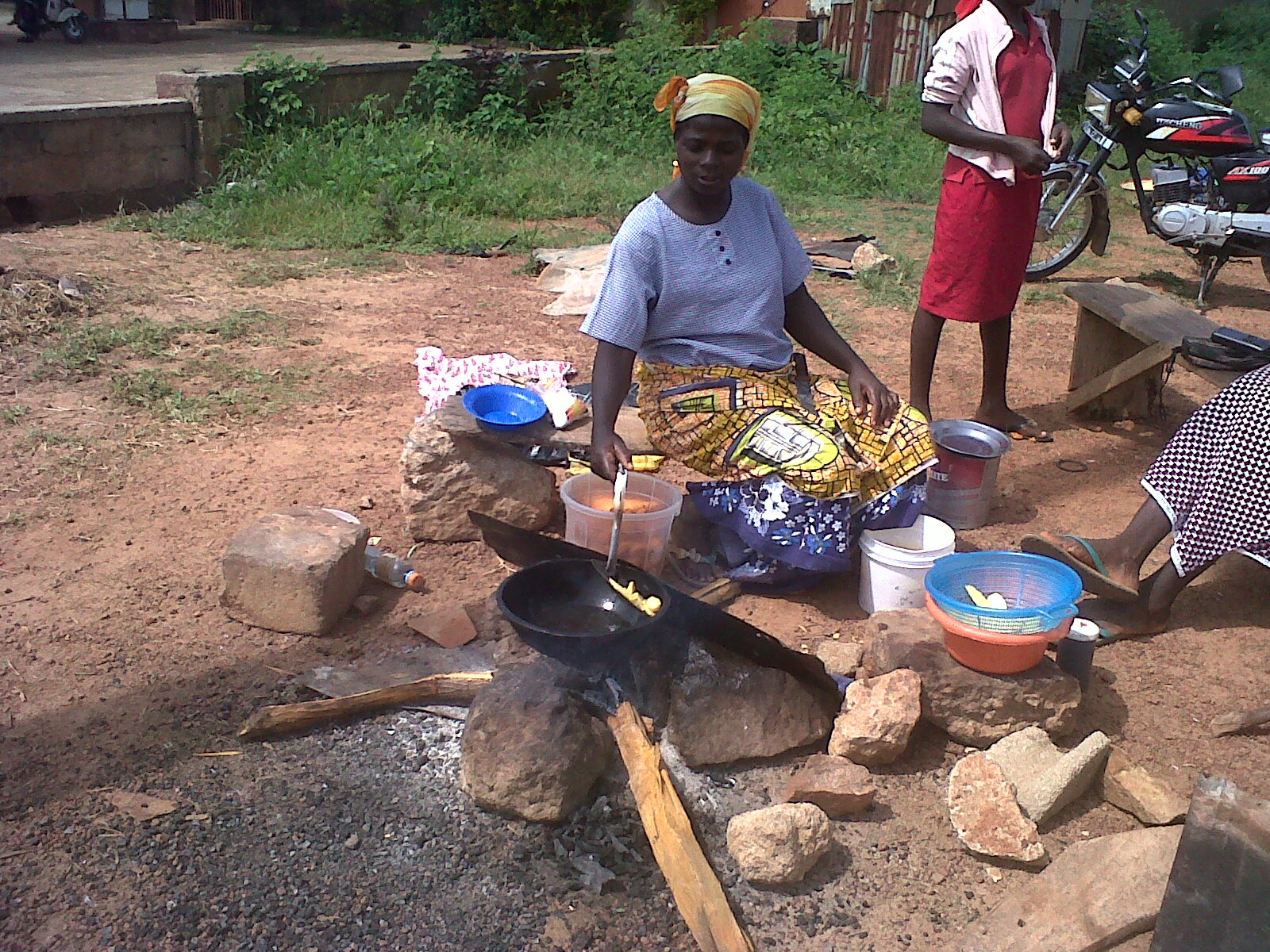 A woman busy with her commercial cooking trade (Source: Greengirl)