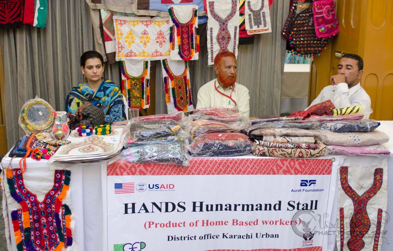 Women artisans from less developed areas of the province participated in the exhibition
