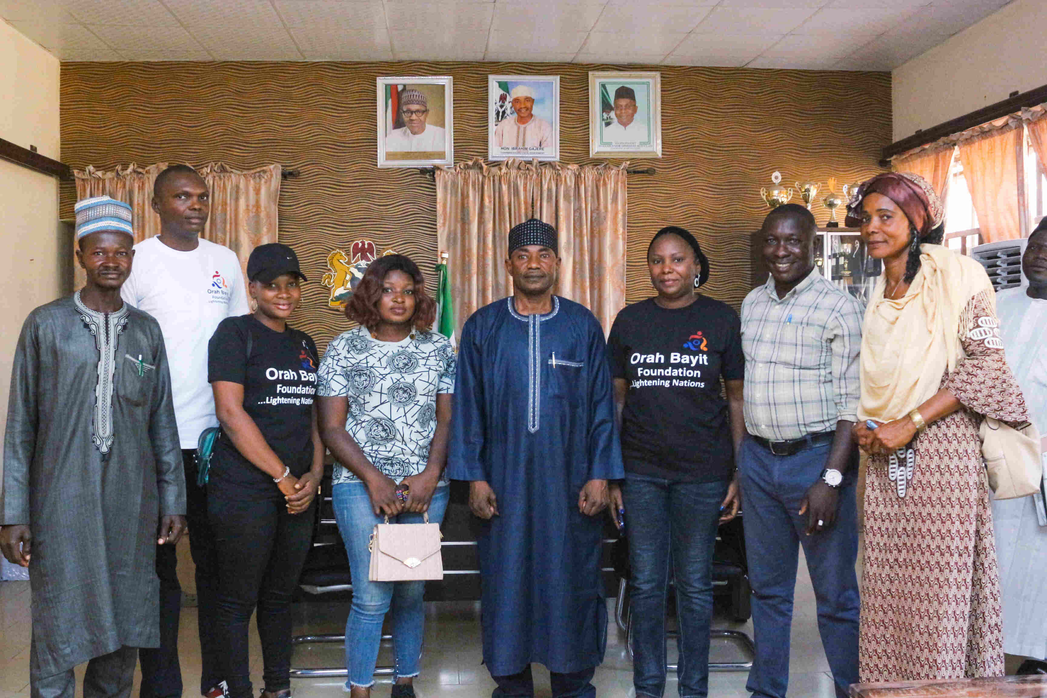 With Chairma of Kajuru Local government area, Mr. Ibrahim Gajere (4th from R-L)